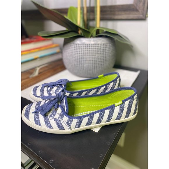 Keds Teacup Slip-On Sneaker Navy White 7.5 NEW - Picture 4 of 9